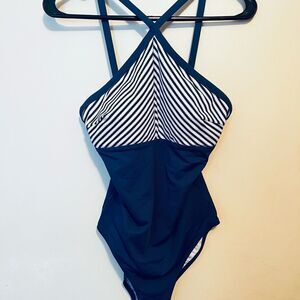 Moontide Bound X-Shape One Piece Swimsuit Women’s 8